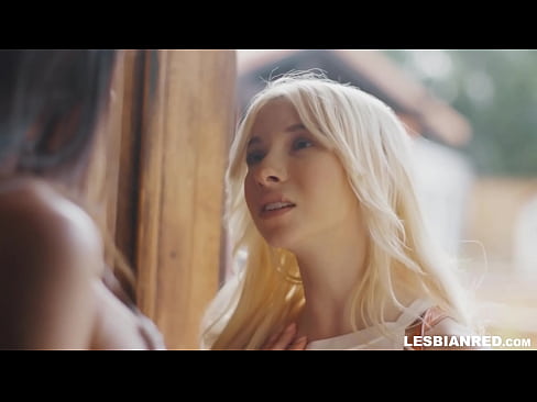 ❤️ A lány néhány hónap után hazajön, és végül a mostohaanyja punciját eszik. Baszás videó at hu.bencoineth.top
