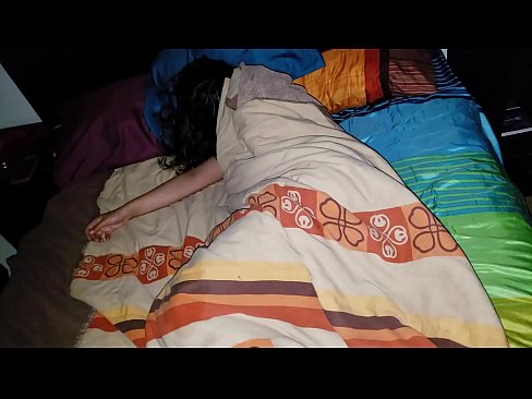 ❤️ A mostohafiú szidja fiatal mostohaanyját, miközben az alszik. Baszás videó at hu.bencoineth.top